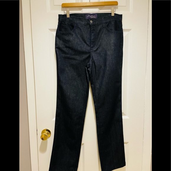 NYDJ Dark Wash Women’s Straight Leg Jeans Size 8 Classic Fit Weekend Date Night - Picture 3 of 7
